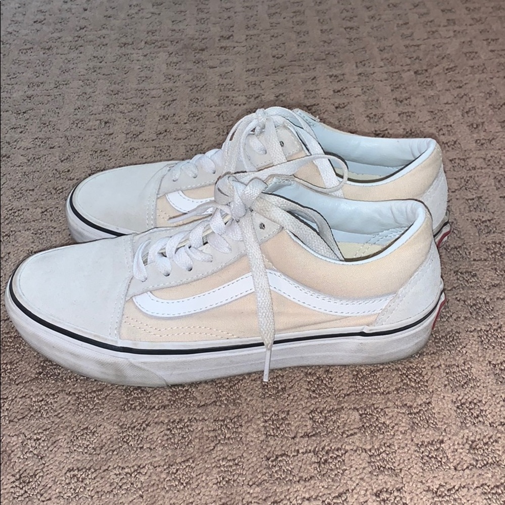 Vans - Picture 2 of 3